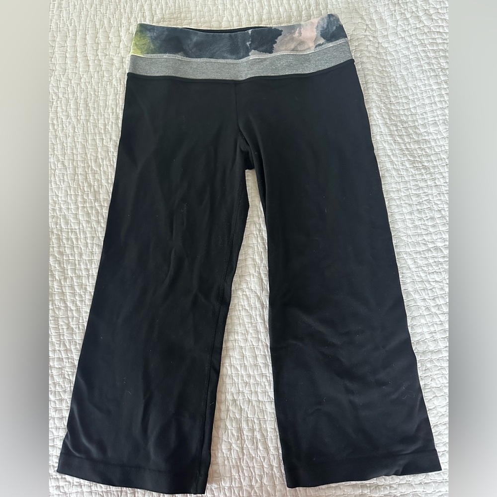 lululemon original Groove Crop size 6